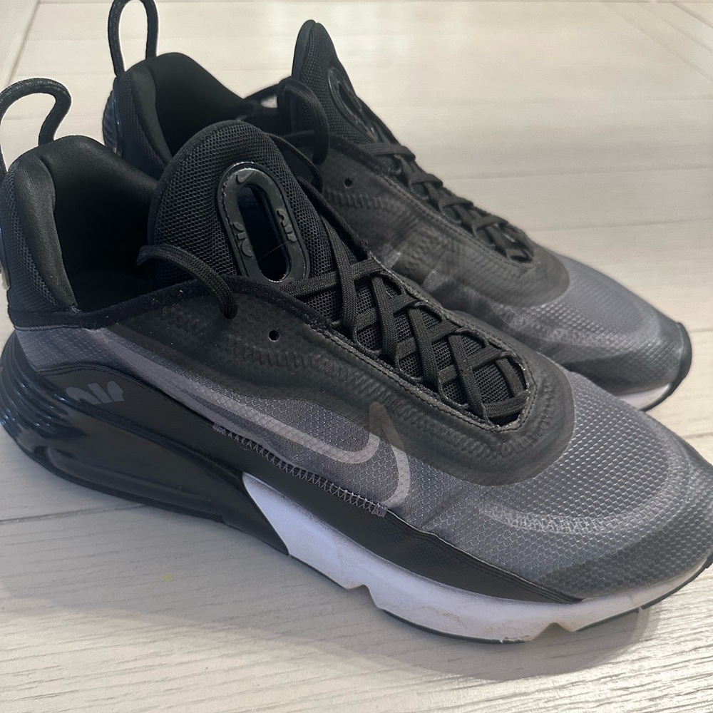 Nike air